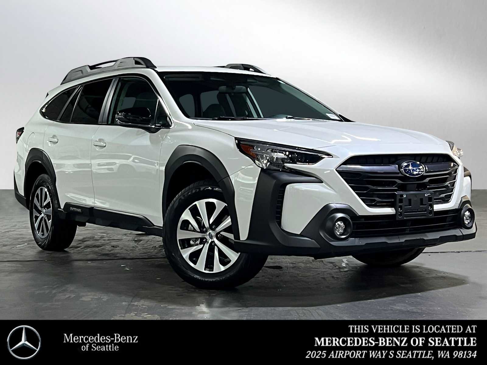 Used 2024 Subaru Outback Premium image 1