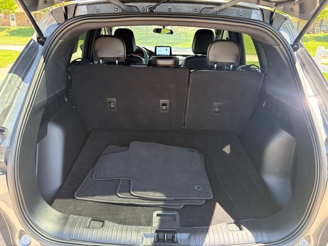 Certified 2025 Ford Escape ST-Line AWD/4WD image 6