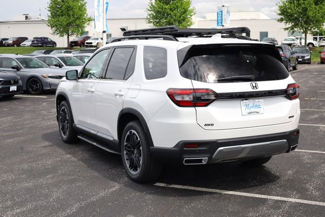 New 2026 Honda Pilot Touring image 5