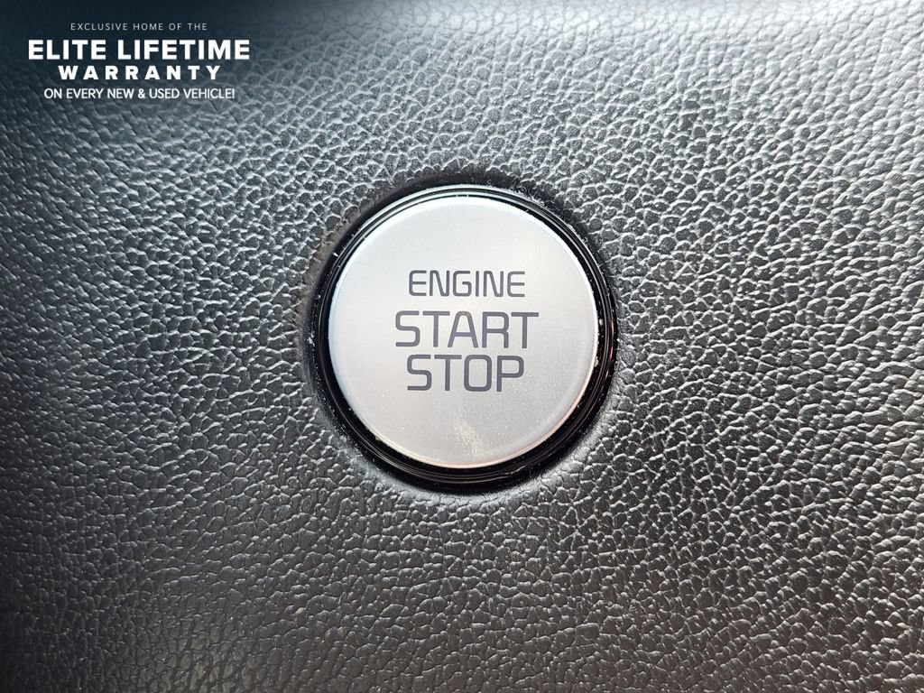 Used 2022 Kia Sorento S FWD image 19