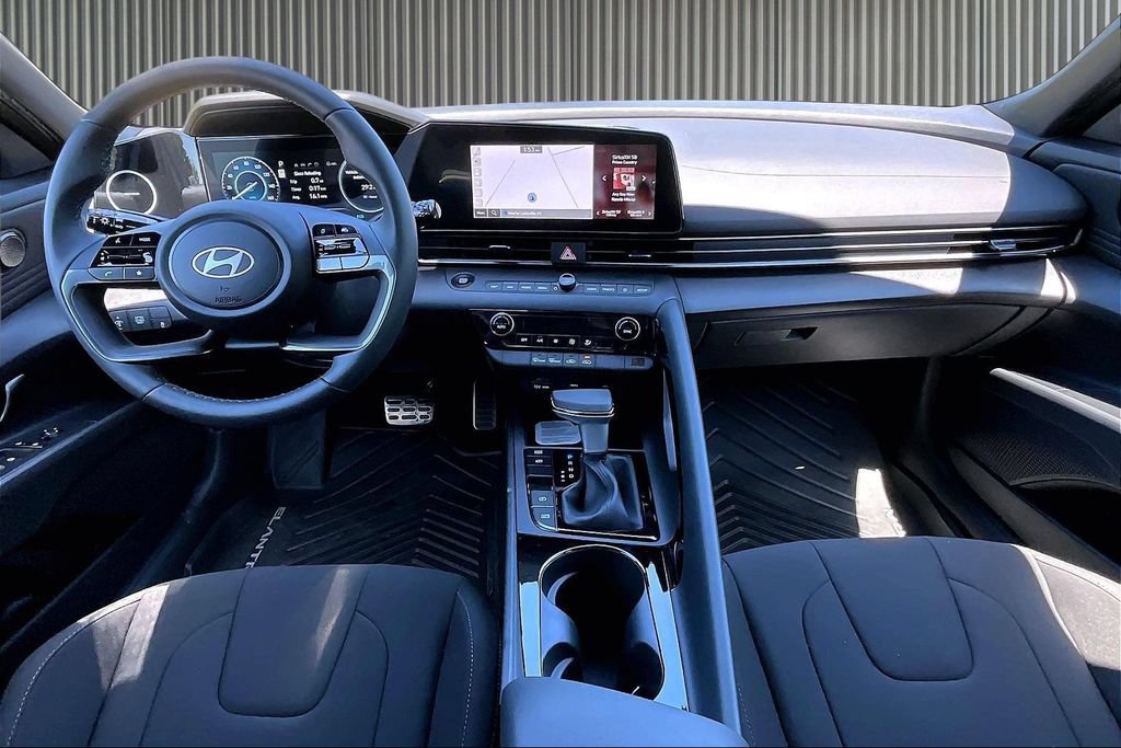 New 2026 Hyundai Elantra SEL FWD image 6
