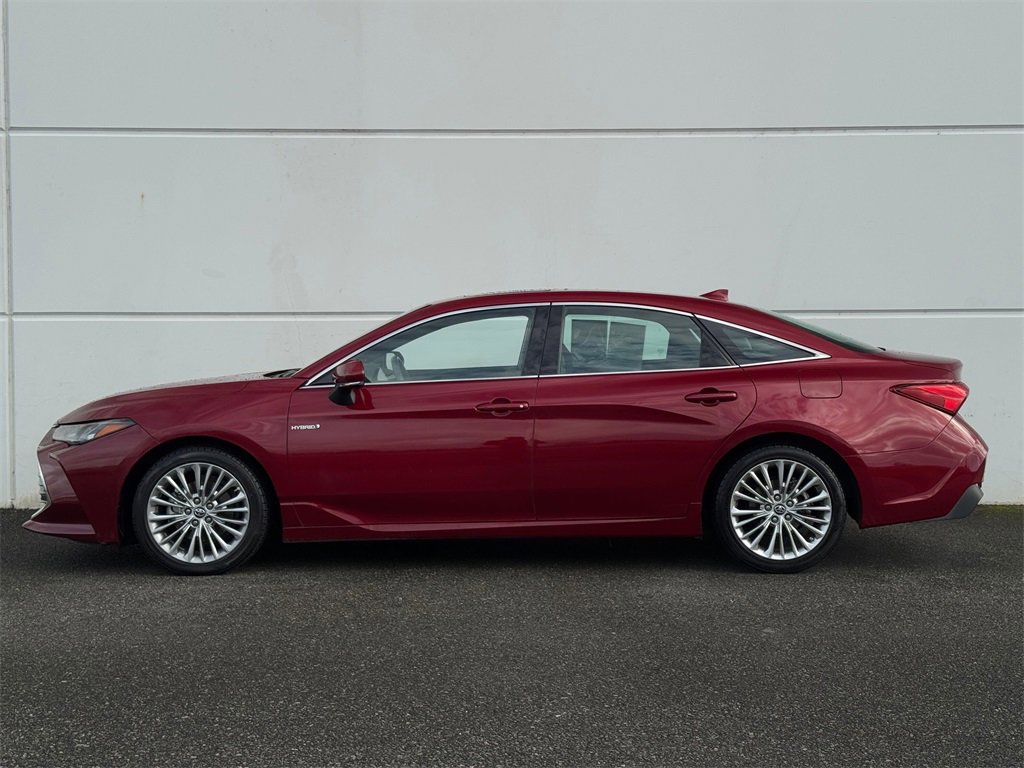 Certified 2019 Toyota Avalon Limited w/ Advanced Safety Package image 4