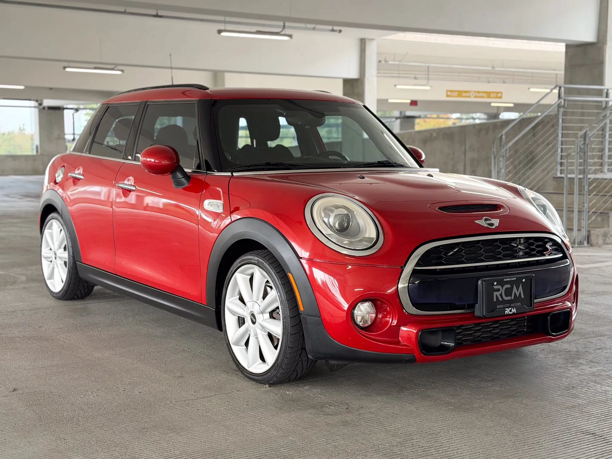 Used 2015 MINI Cooper S FWD image 3