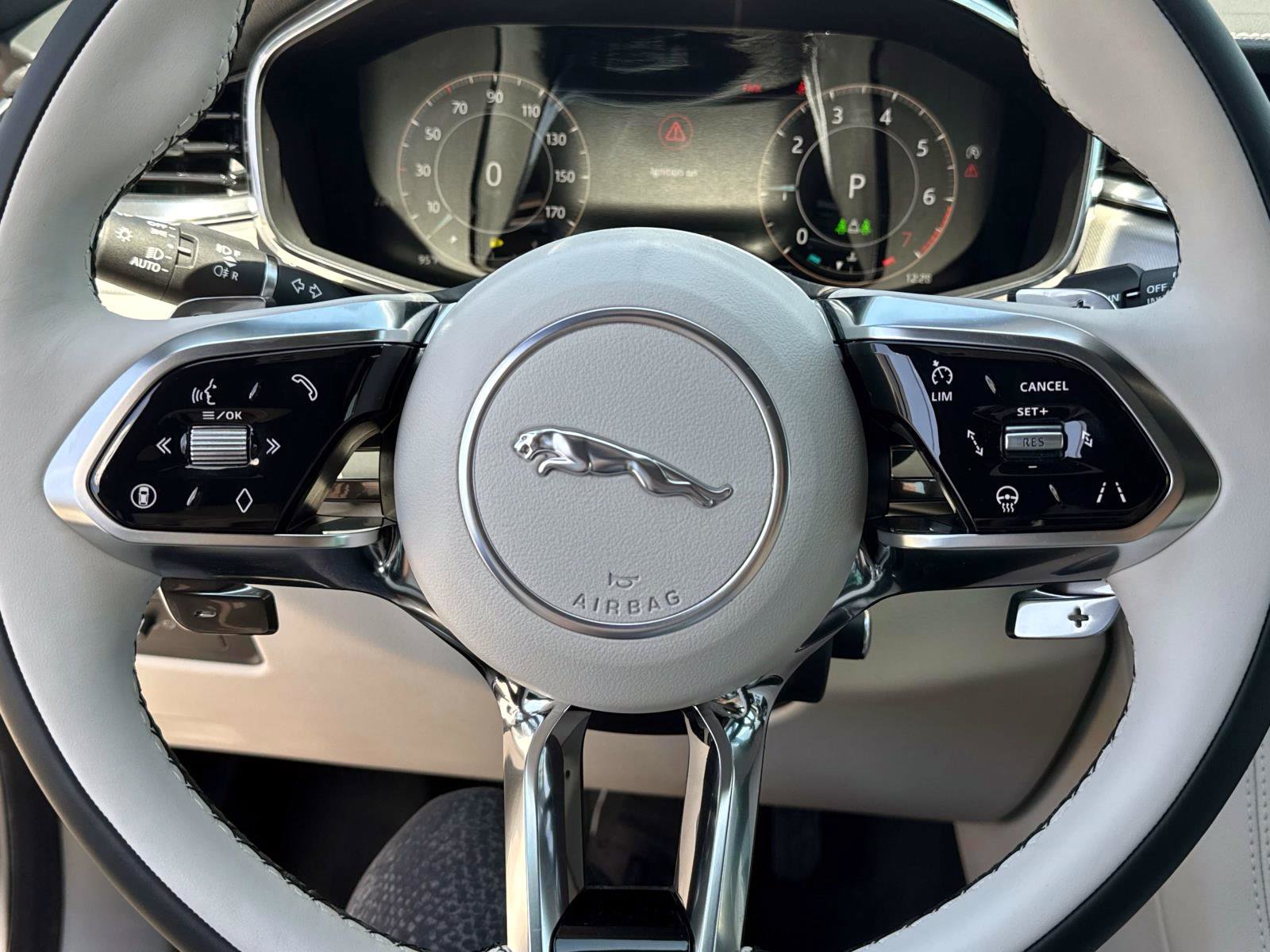 New 2026 Jaguar F-PACE R-Dynamic S image 26