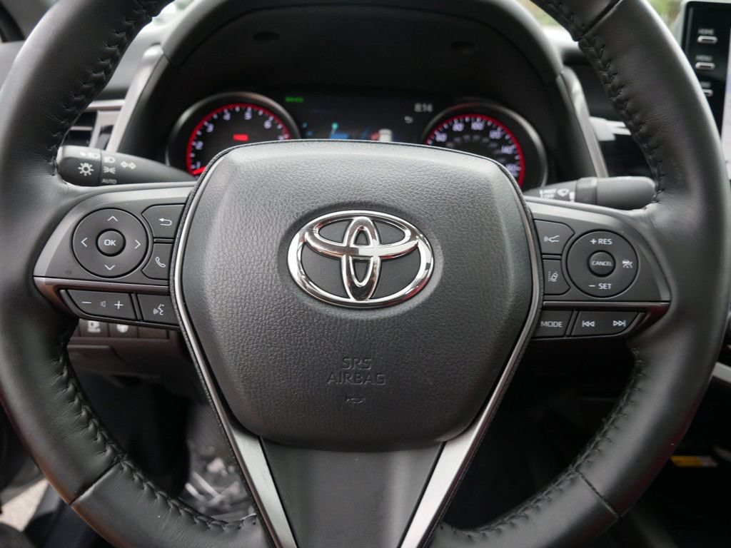 Used 2022 Toyota Camry XSE w/ Carpet Mat Package (TMS) AWD/4WD image 19