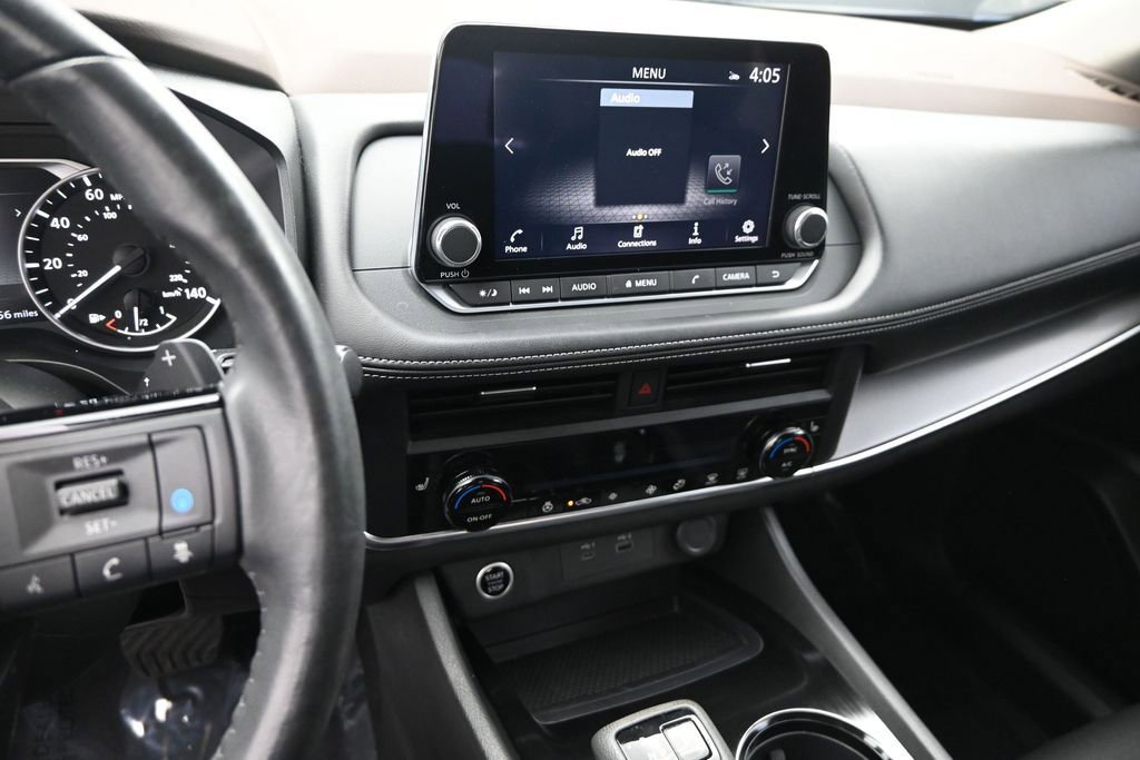 Used 2023 Nissan Rogue SV w/ SV Premium B Package FWD image 20
