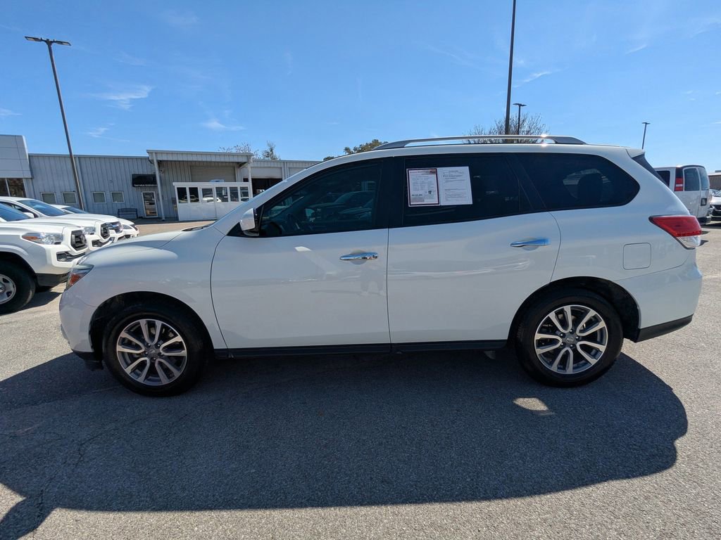 Used 2016 Nissan Pathfinder SV image 6