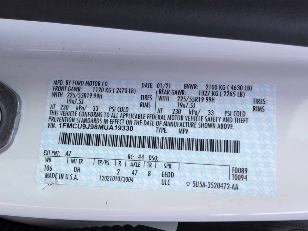 Used 2021 Ford Escape Titanium w/ Titanium Elite Package AWD/4WD image 34