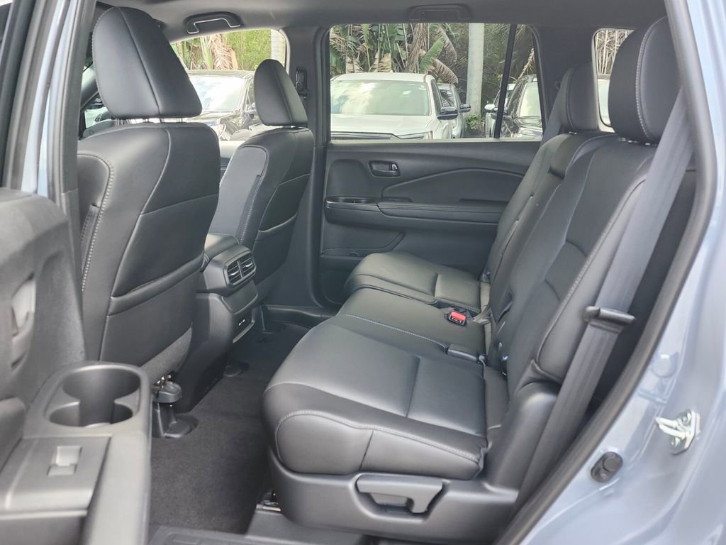 Certified 2024 Honda Passport EX-L image 11