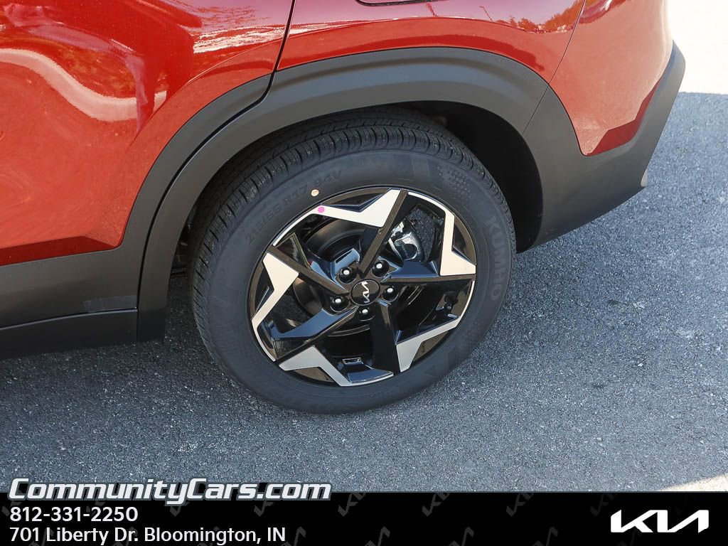 New 2026 Kia Seltos S image 4