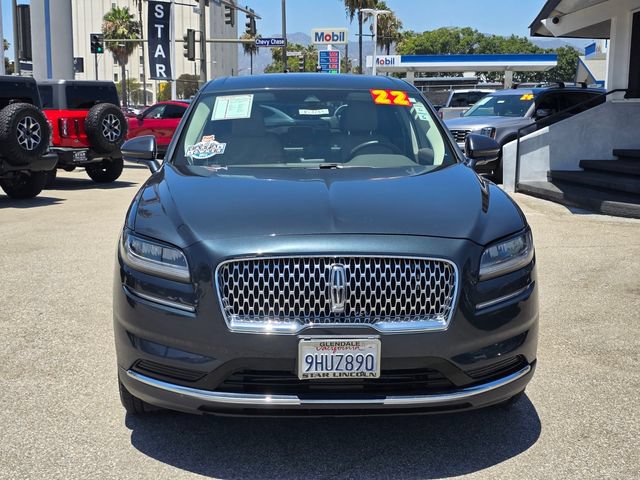 Used 2022 Lincoln Nautilus FWD w/ Premium Package image 2