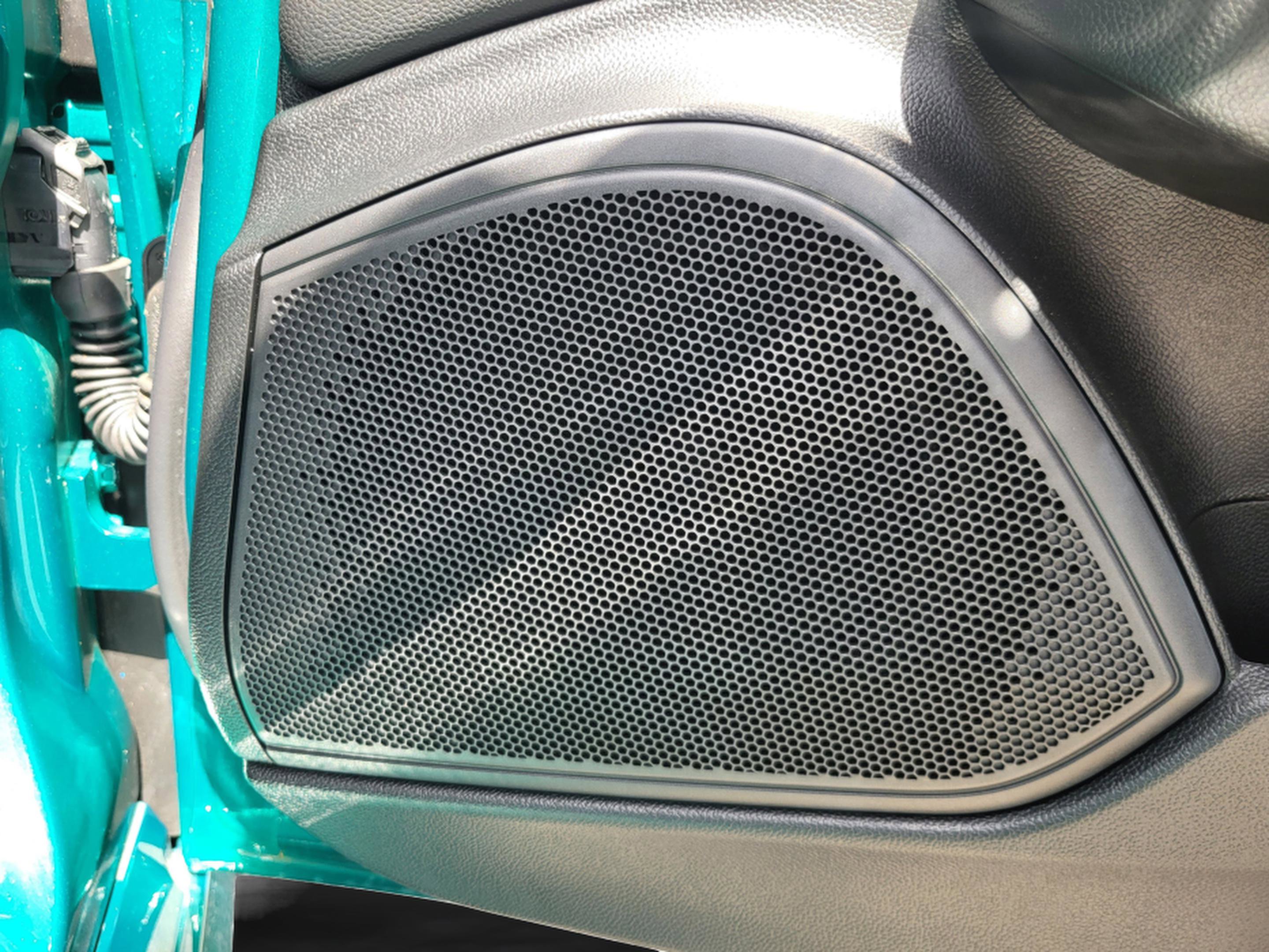 New 2025 Alfa Romeo Giulia w/ Driving Assist Package RWD image 32