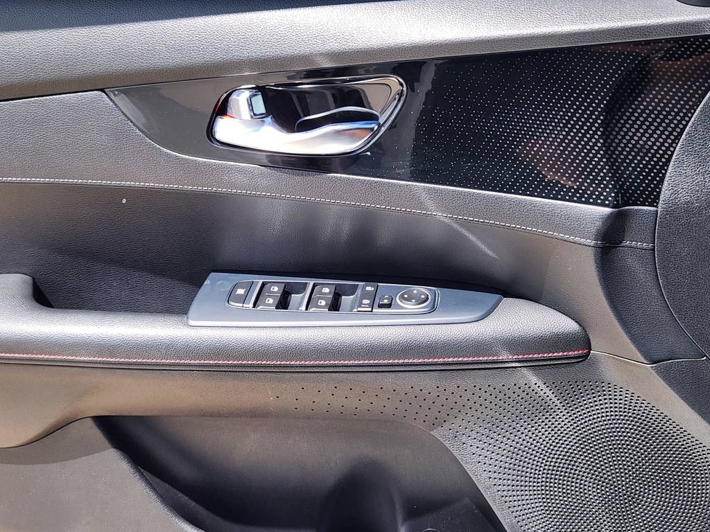 Used 2020 Kia Forte GT FWD image 6