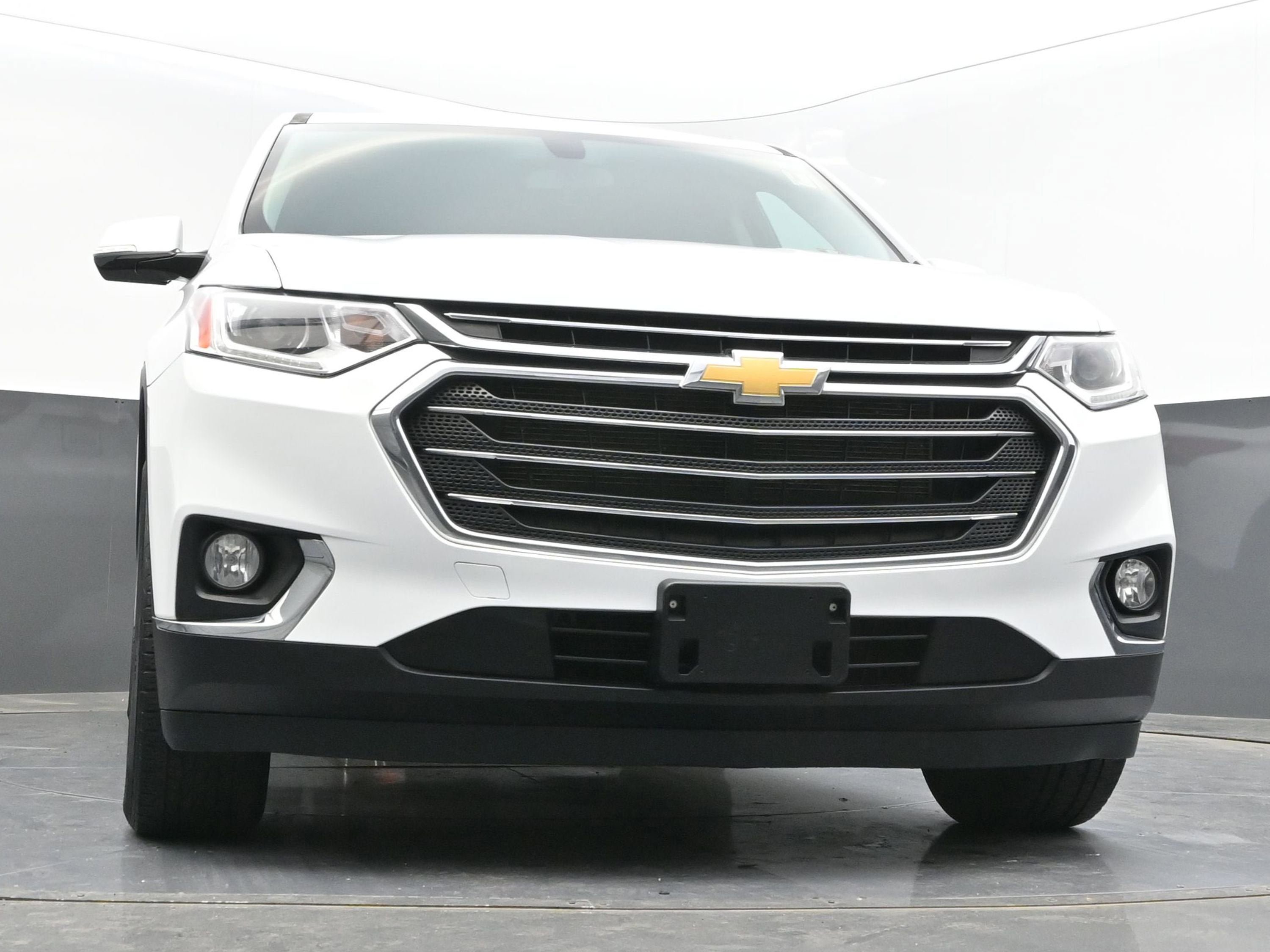 Used 2020 Chevrolet Traverse LT FWD image 37