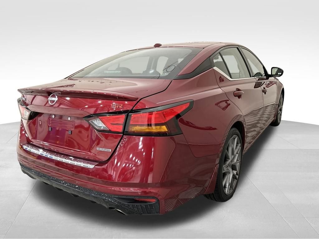 Used 2023 Nissan Altima 2.0 SR image 5