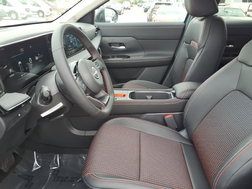 New 2027 Nissan Kicks SR AWD/4WD image 18