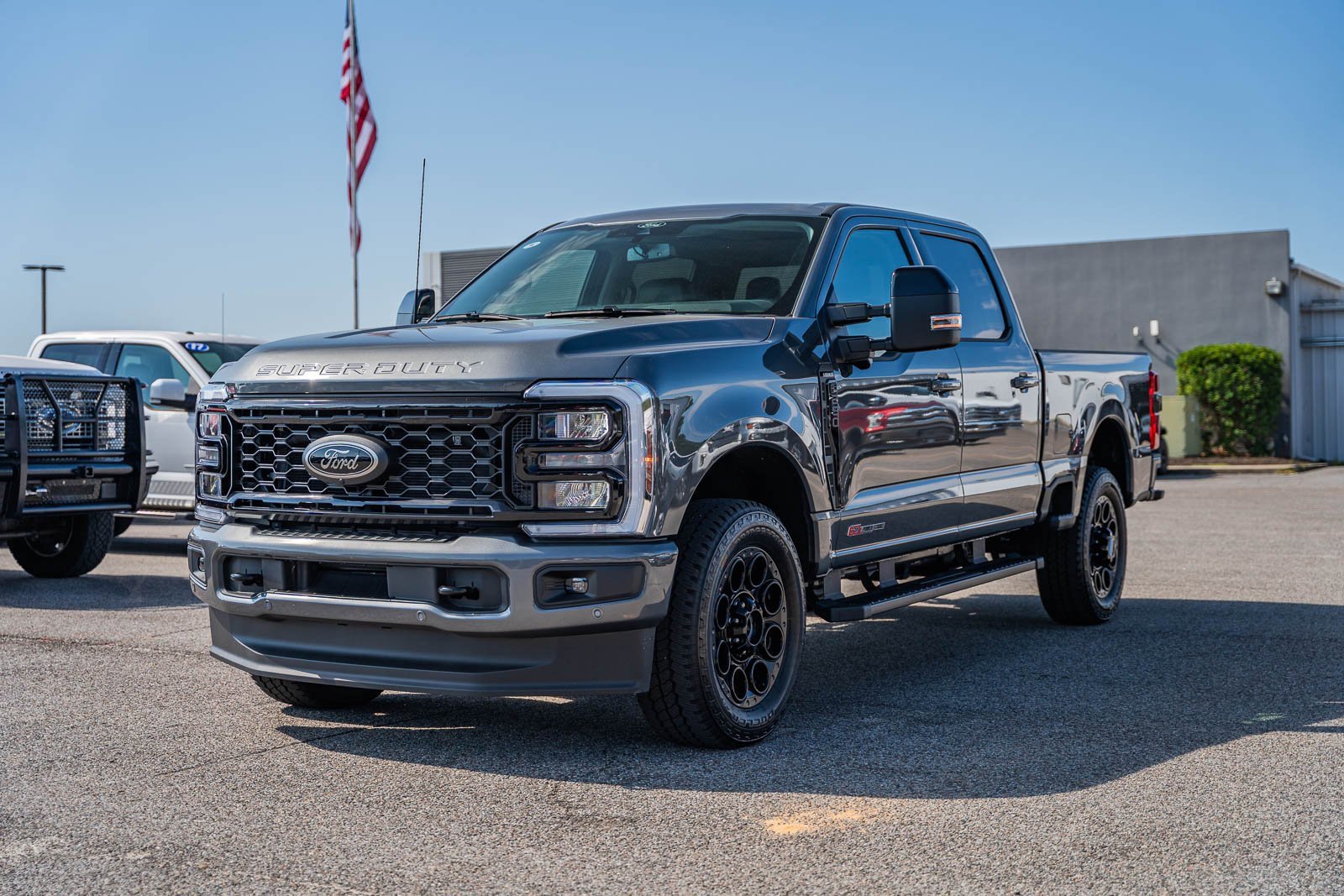 New 2025 Ford F250 Lariat w/ Lariat Ultimate Package image 5