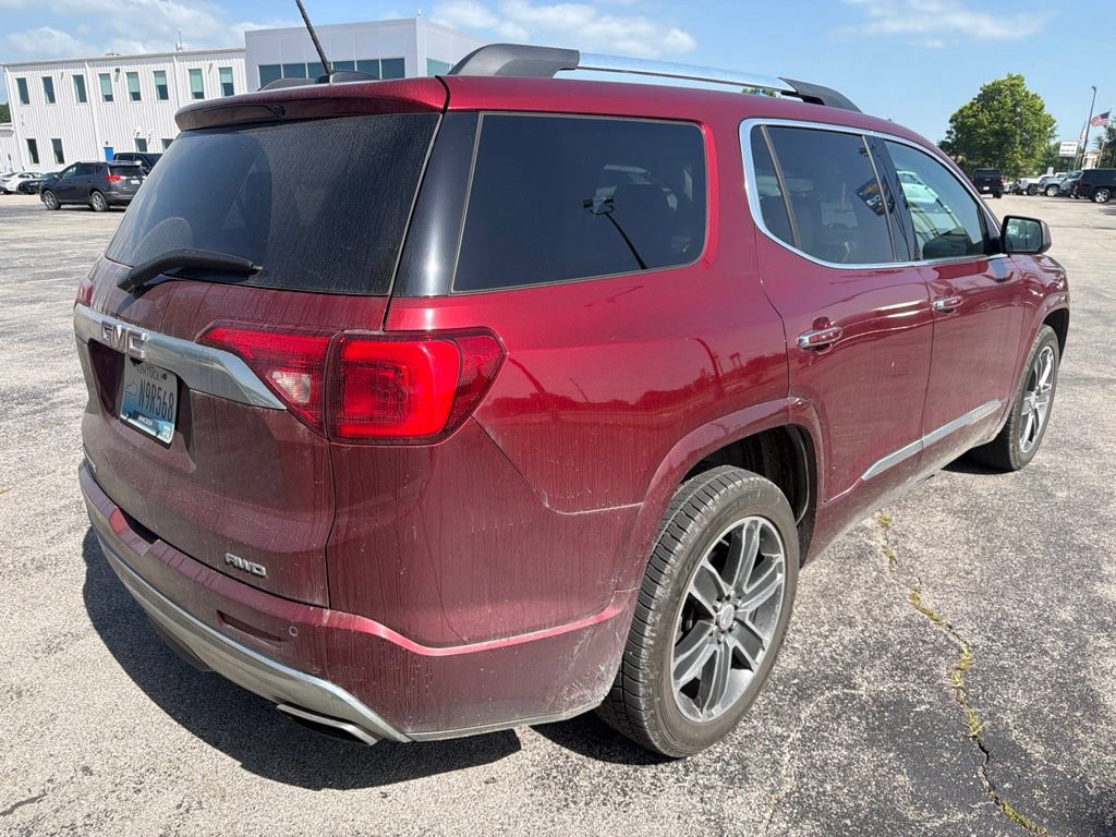 Used 2017 GMC Acadia Denali w/ Technology Package AWD/4WD image 3