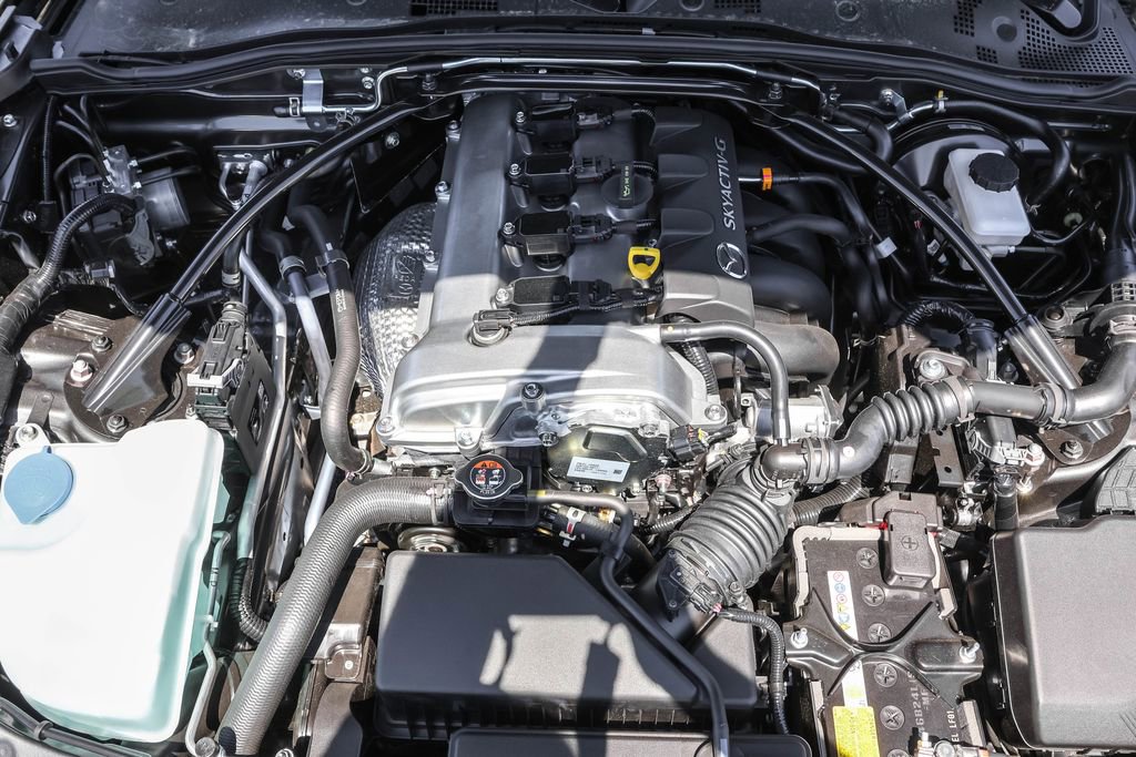 New 2026 MAZDA MX-5 Miata RF Grand Touring w/ Weather Package RWD image 42