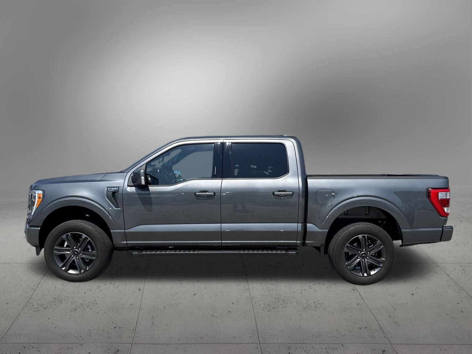 Used 2023 Ford F150 Lariat AWD/4WD image 2