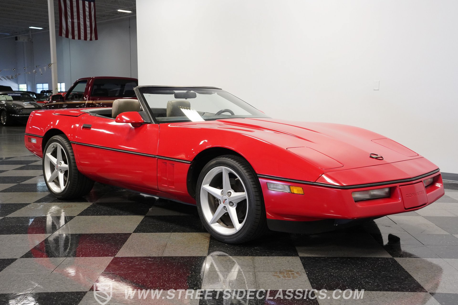 Used 1989 Chevrolet Corvette Convertible RWD image 16