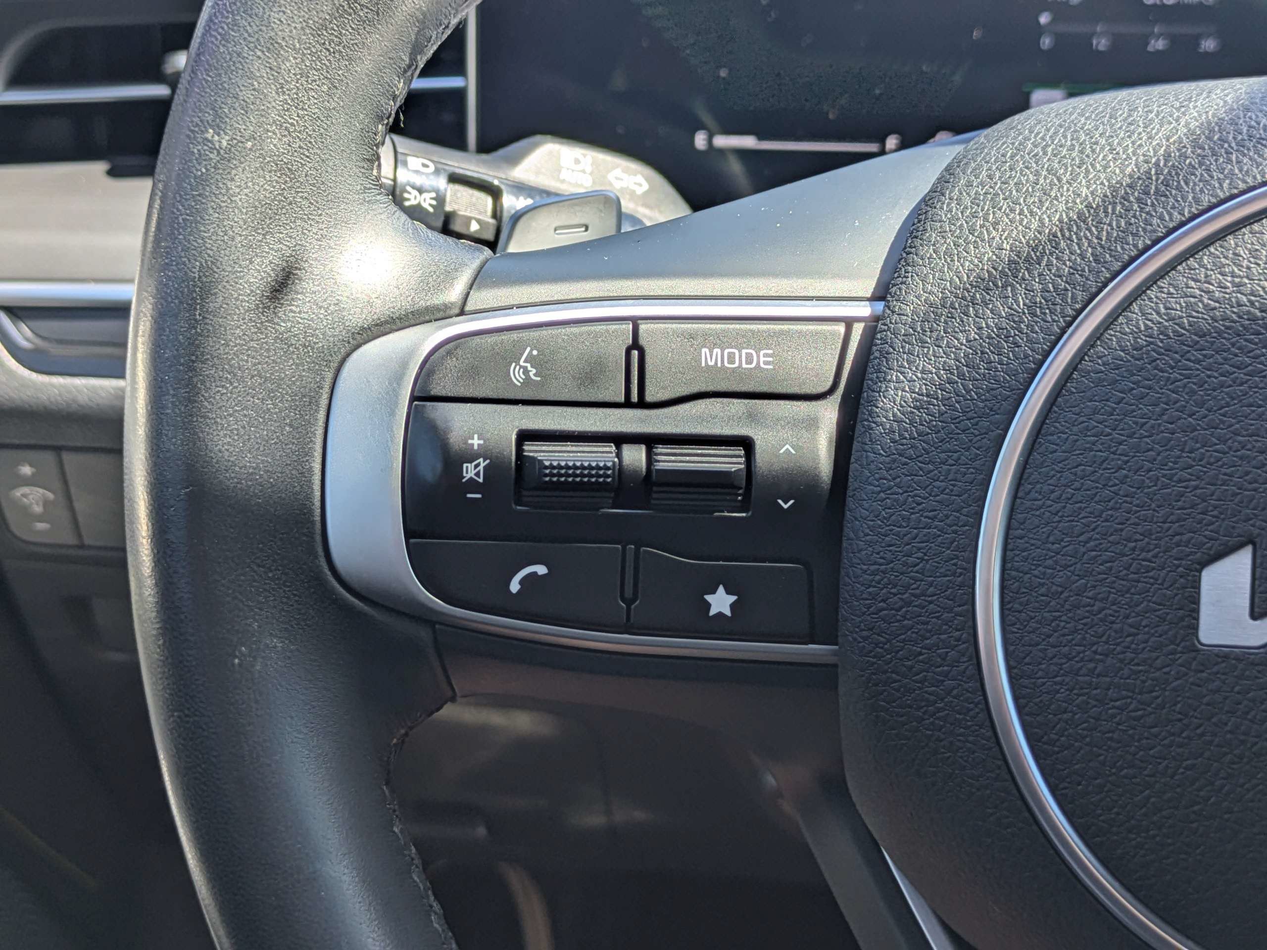 Used 2025 Kia K5 GT FWD image 25