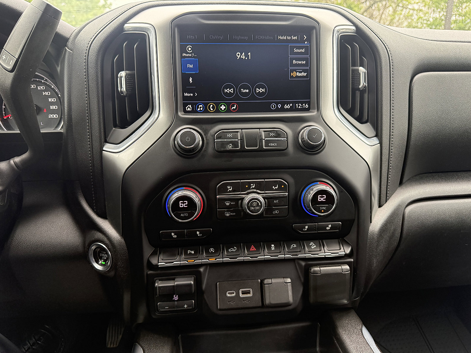 Used 2021 Chevrolet Silverado 1500 RST w/ True North Edition Plus AWD/4WD image 17