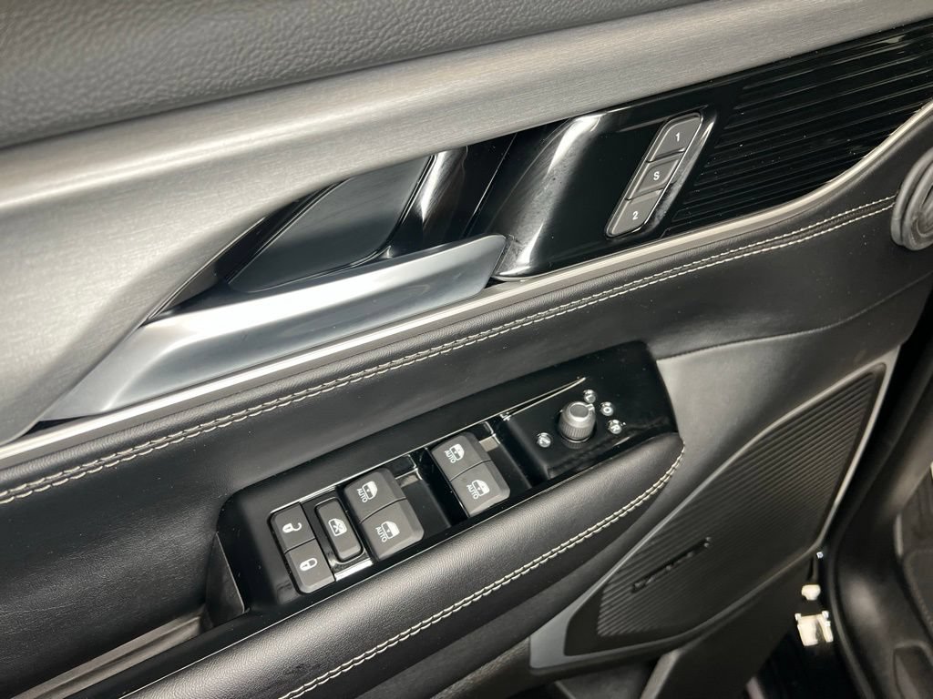 New 2026 Jeep Grand Wagoneer Limited AWD/4WD image 17
