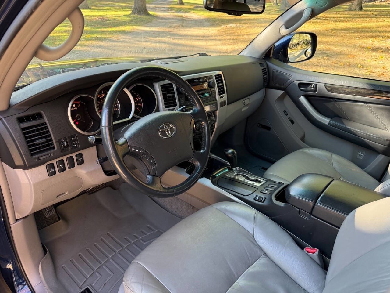 Used 2007 Toyota 4Runner Limited image 35