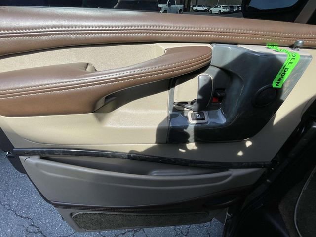 Used 2015 Chevrolet Express 2500 Extended image 18