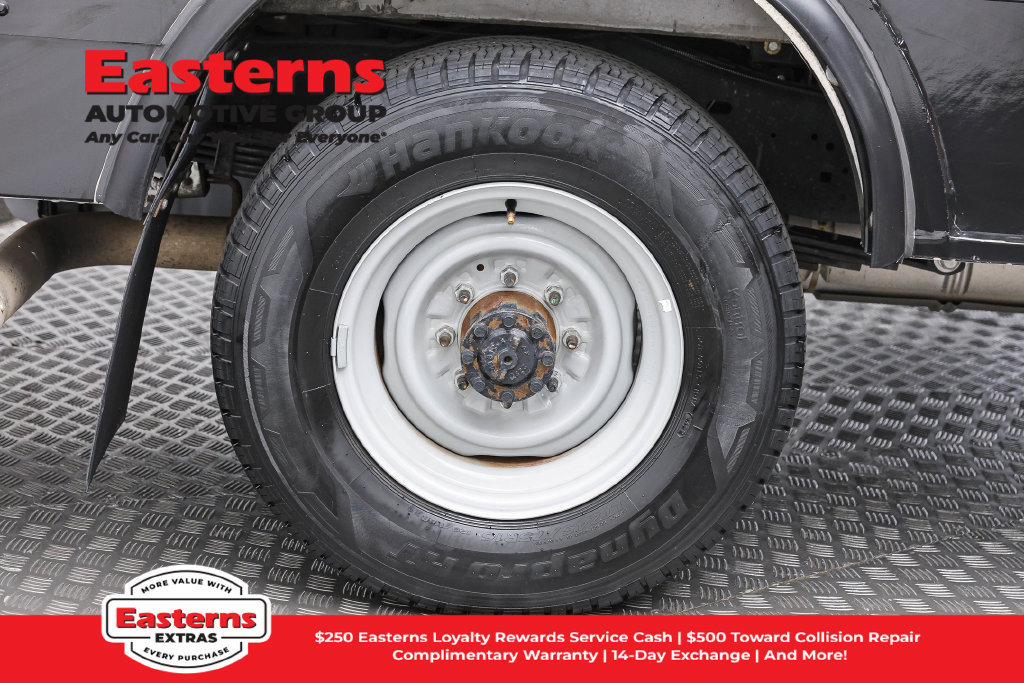Used 2023 Ford E-350 and Econoline 350 Super Duty w/ Power Windows & Locks Group RWD image 9