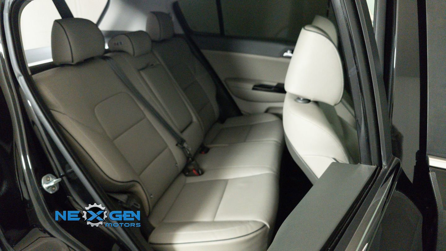 Used 2018 Kia Sportage EX w/ Option Group 040 image 32