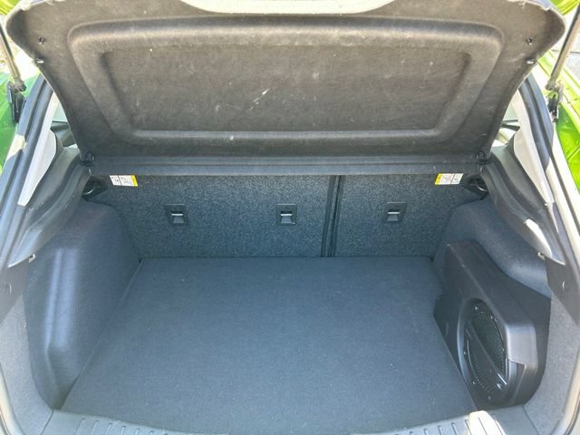 Used 2018 Ford Focus Titanium w/ Titanium Technology Package FWD image 11