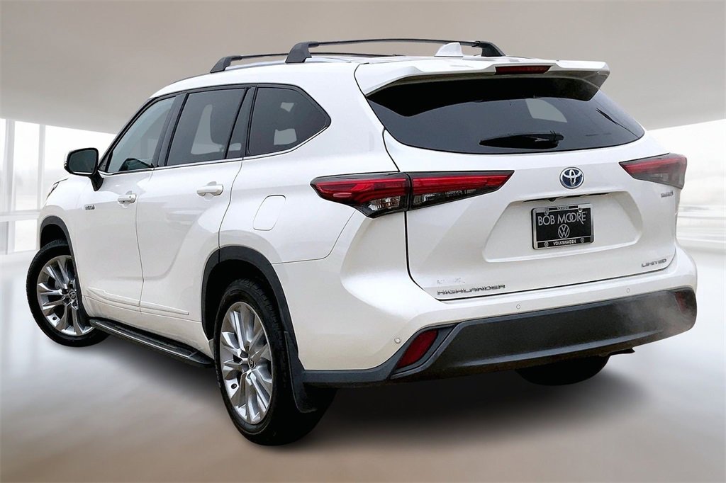 Used 2021 Toyota Highlander Limited image 13