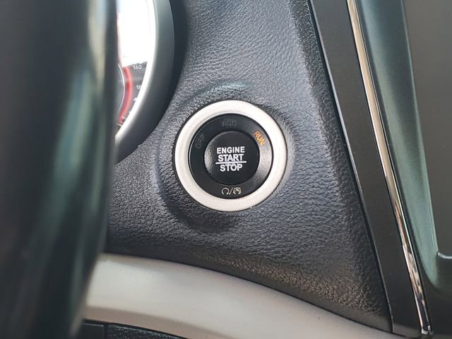 Used 2019 Dodge Journey SE FWD image 18