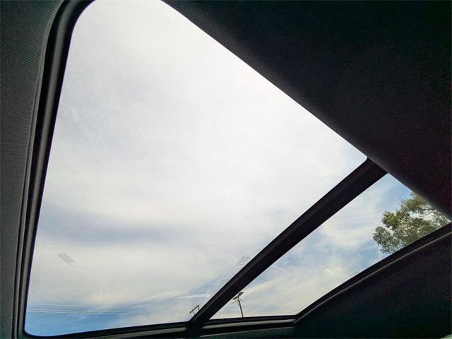 New 2026 Chevrolet Suburban Premier image 24