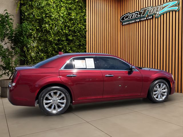 Used 2018 Chrysler 300 Limited AWD/4WD image 7