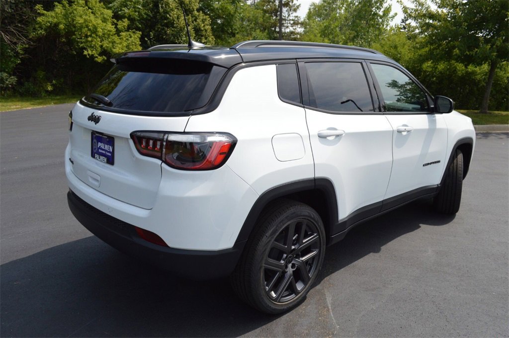 New 2025 Jeep Compass Limited w/ Sun and Sound Group image 4