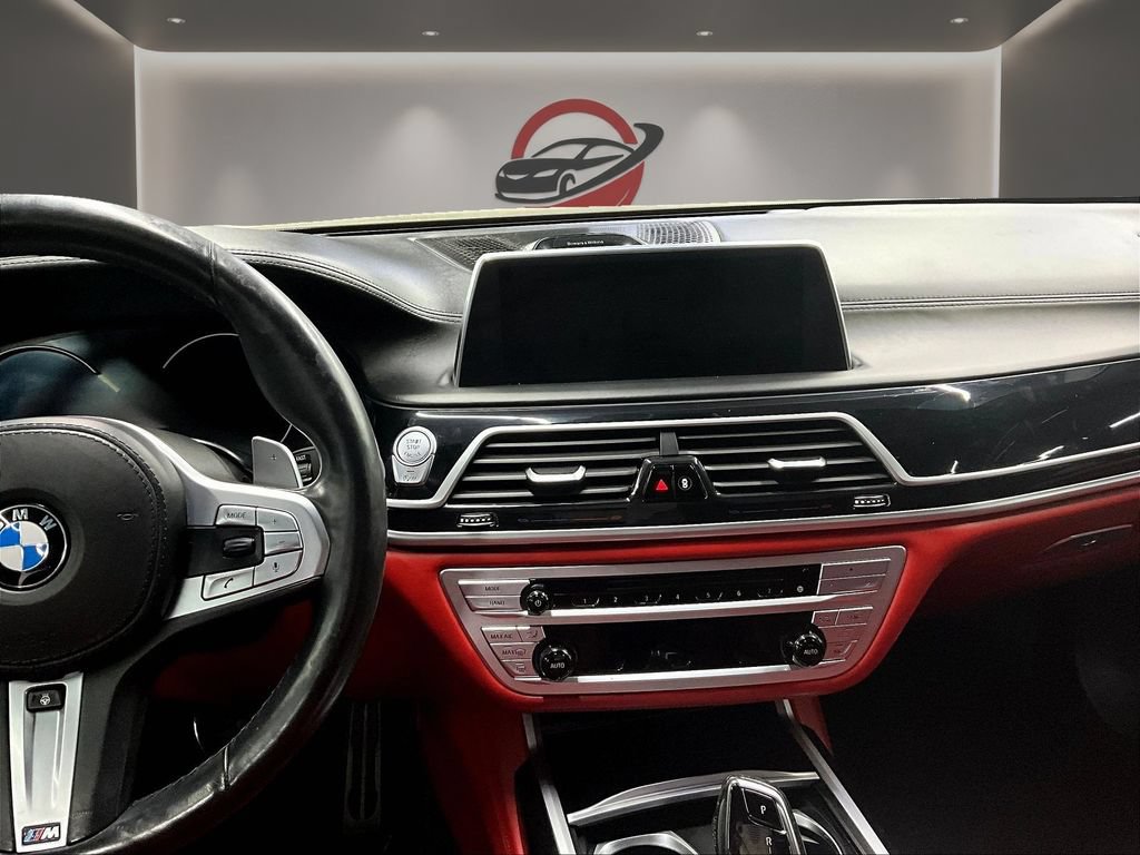 Used 2018 BMW M760i xDrive AWD/4WD image 11