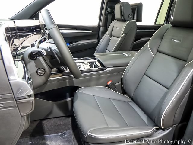 New 2026 Cadillac Escalade ESV Sport w/ LPO, ONYX Package AWD/4WD image 9
