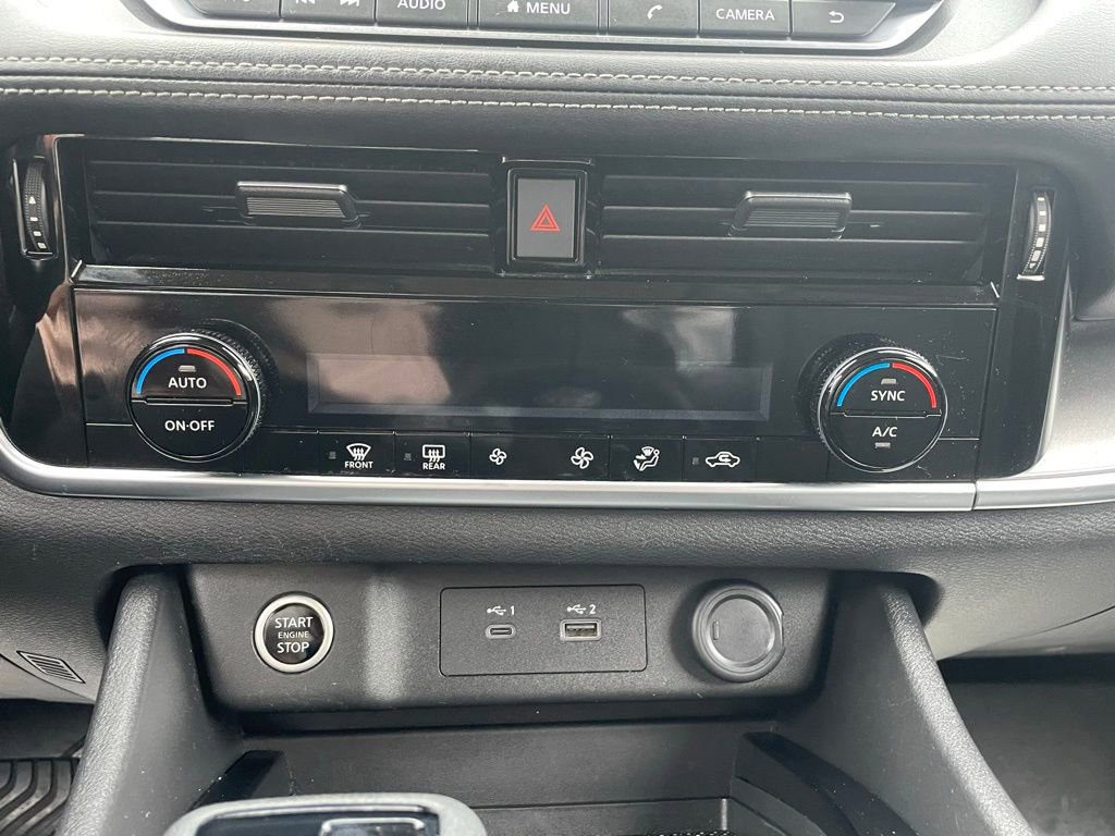 Used 2021 Nissan Rogue SV image 35