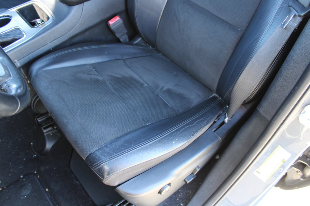 Used 2020 Jeep Grand Cherokee Altitude RWD image 15