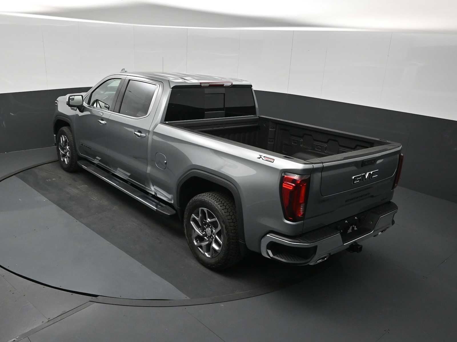 New 2026 GMC Sierra 1500 SLT w/ SLT Convenience Package AWD/4WD image 14