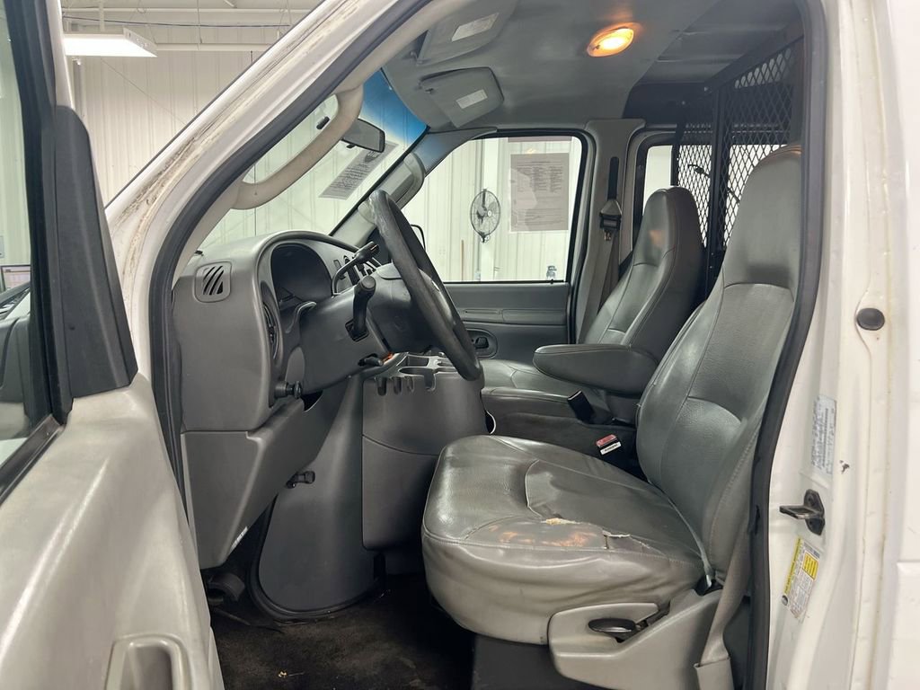 Used 2006 Ford E-250 and Econoline 250 image 18