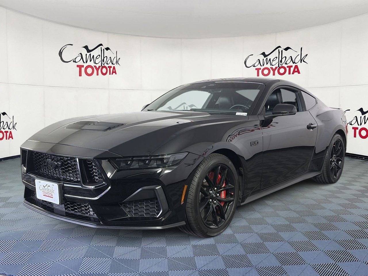 Used 2024 Ford Mustang GT Premium RWD image 4
