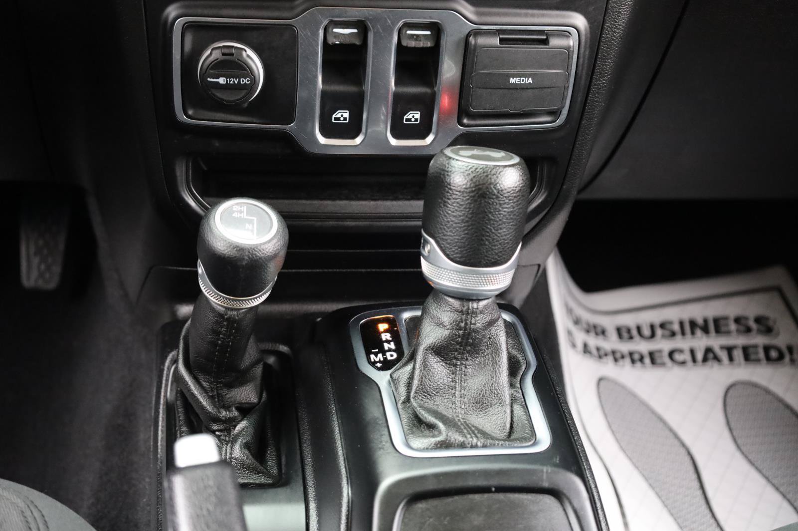 Used 2021 Jeep Wrangler Sport AWD/4WD image 36
