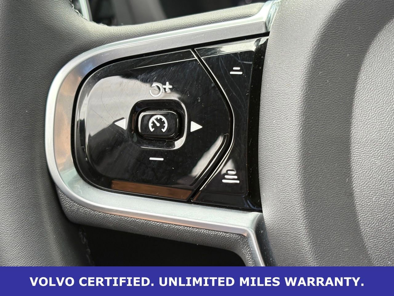 Certified 2023 Volvo S60 T8 Plus w/ Protection Package Premier image 18