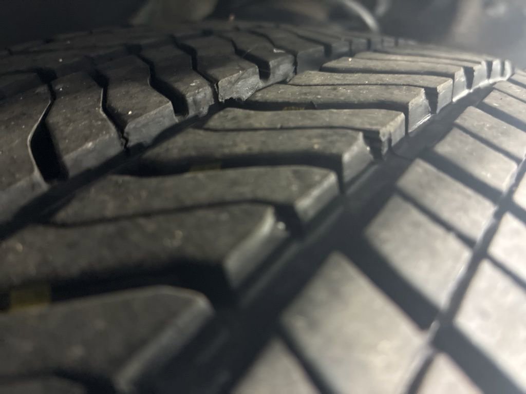 Used 2020 Chevrolet Traverse LT image 11