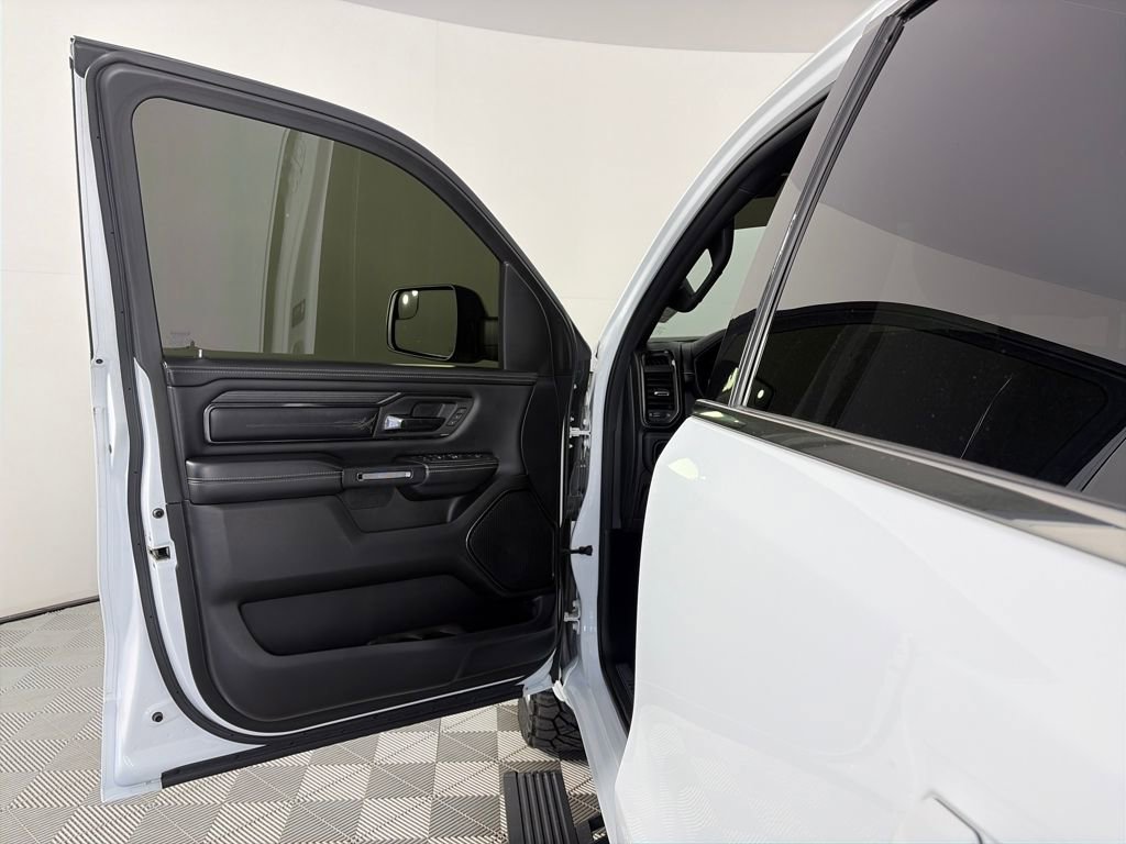 Used 2023 RAM 1500 Limited w/ Bed Utility Group image 10