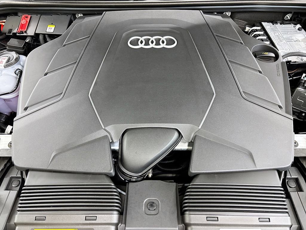 Used 2025 Audi Q8 Premium Plus AWD/4WD image 23